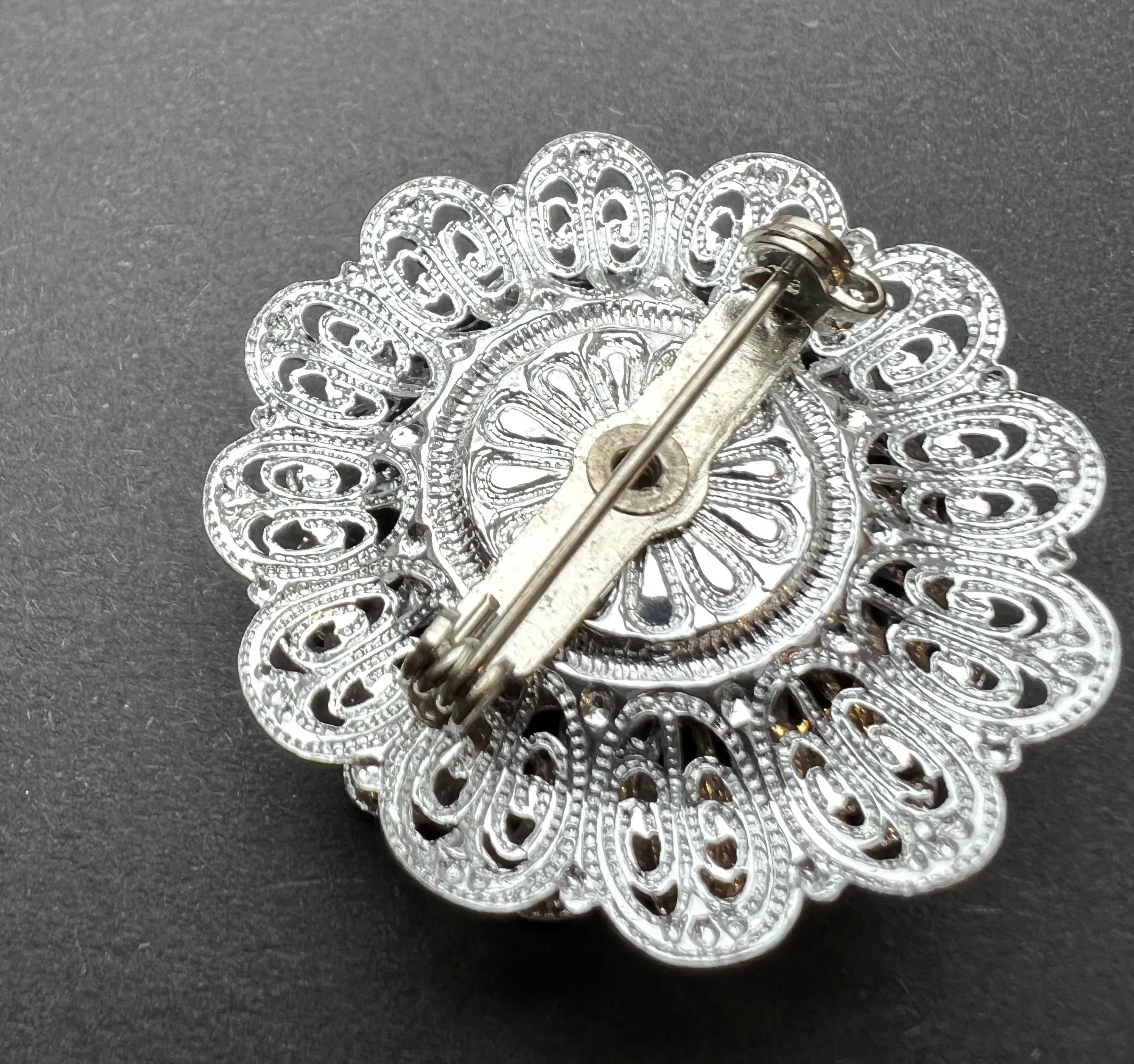 Alluring Vintage 1940s Filigree and Mother of Pearl Brooch.