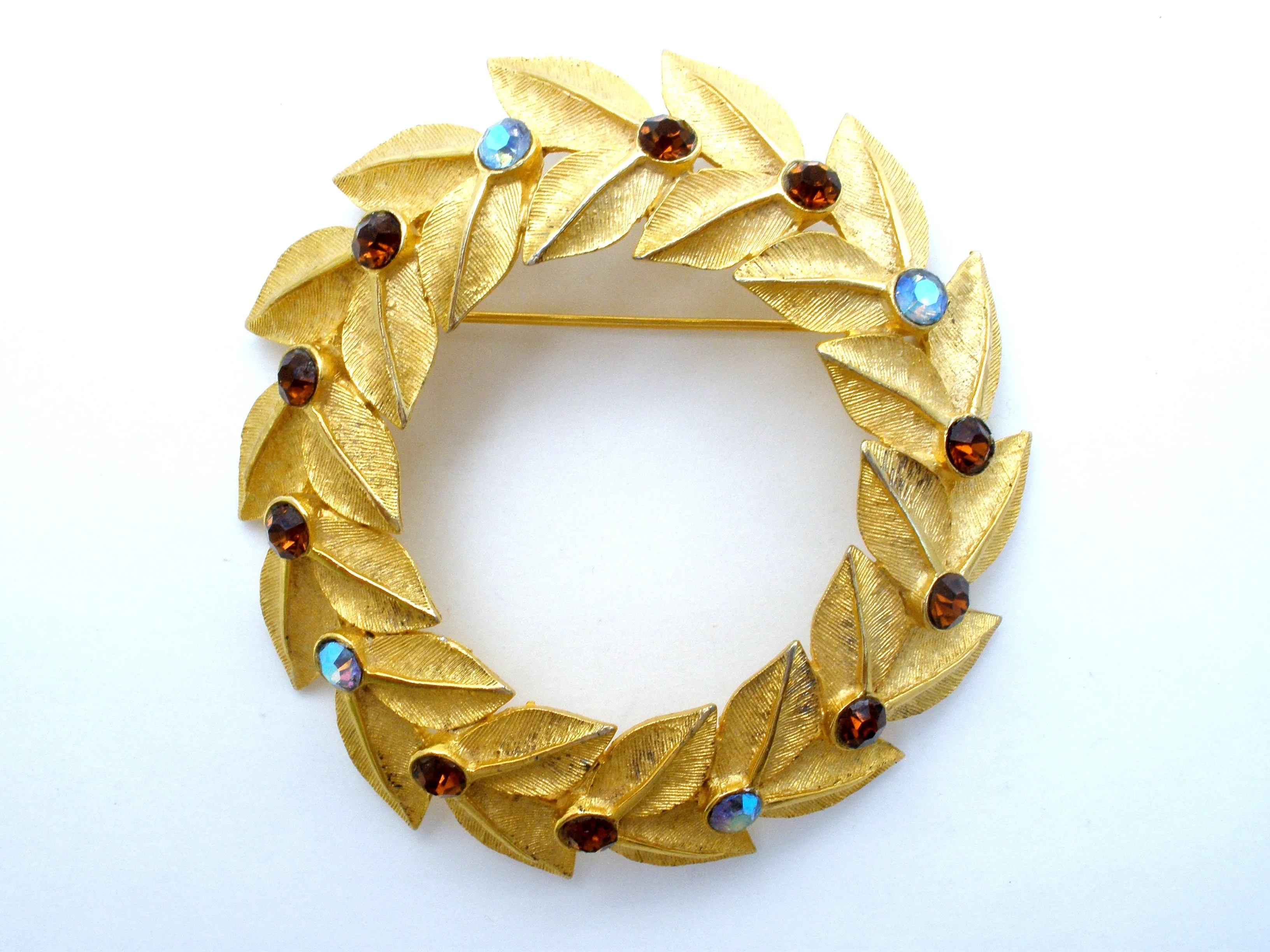 Hattie Carnegie Wreath Brooch Vintage