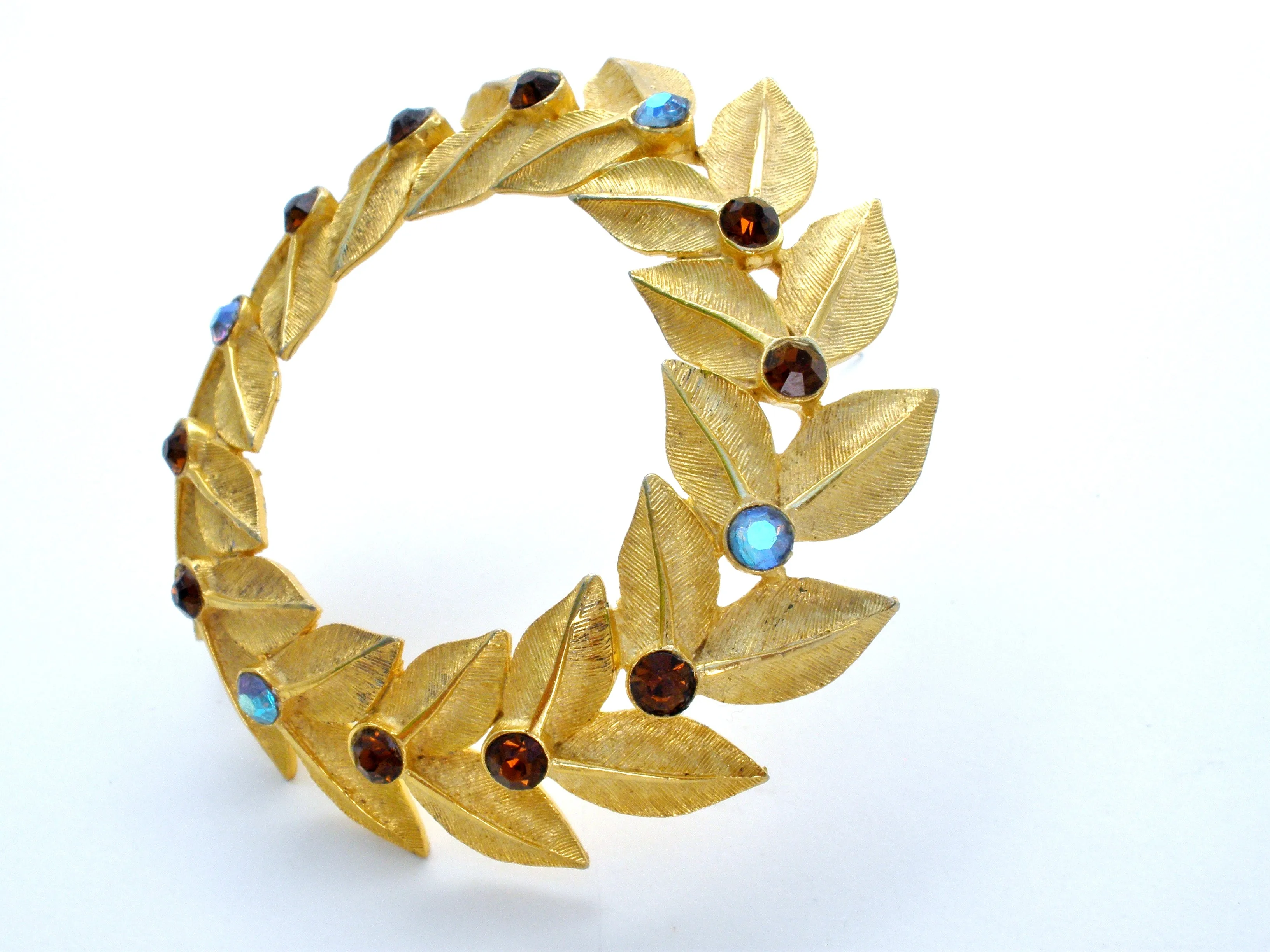 Hattie Carnegie Wreath Brooch Vintage