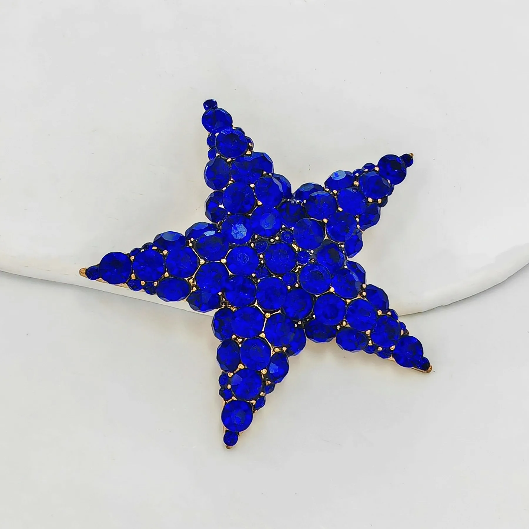 Jewelblings Glitter Full Micro Pave Blue Crystal Five Point Star Brooches Pins Independent Day Inspiration Christmas Anniversary Jewelry