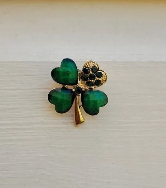 Lucky clover leaf brooch gold plated irish saint patrick broach good luck pin k