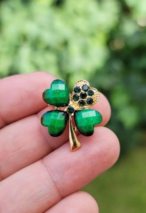 Lucky clover leaf brooch gold plated irish saint patrick broach good luck pin k