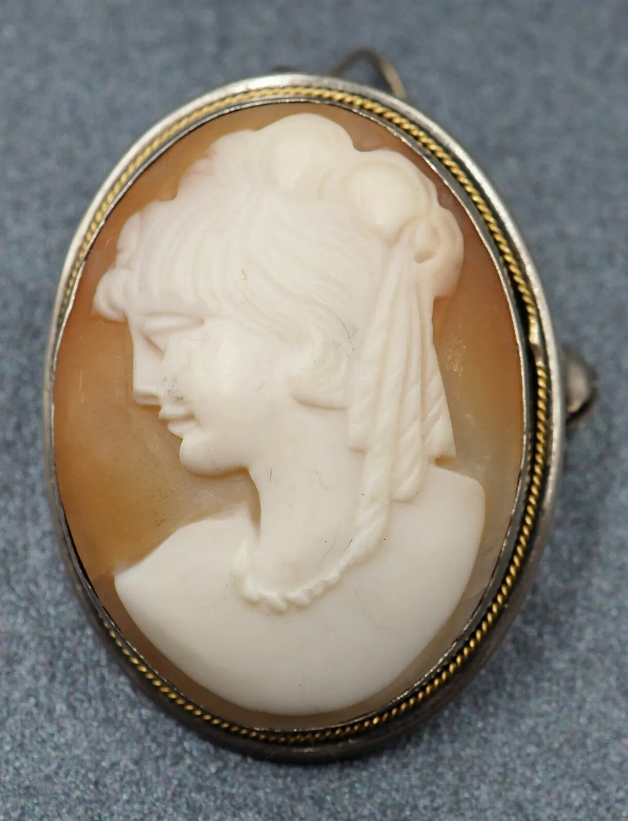 Shell Cameo Sterling Silver Brooch/Pendant