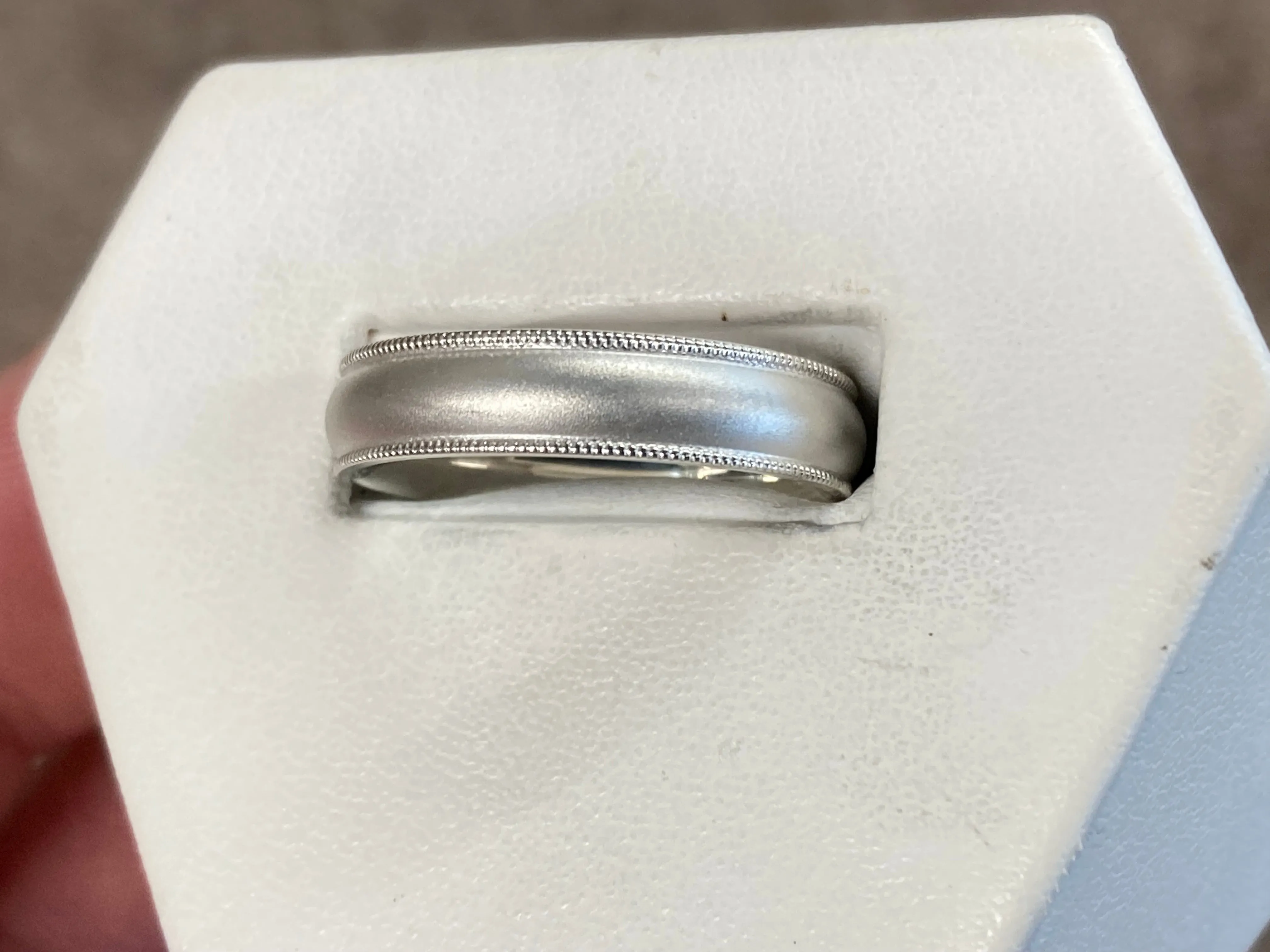 Silver Men' Brushed Finish Wedding Ring